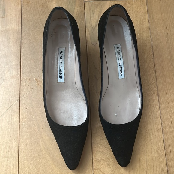 AUTHENTIC manolo blahnik kitten heel pumps - Picture 5 of 6